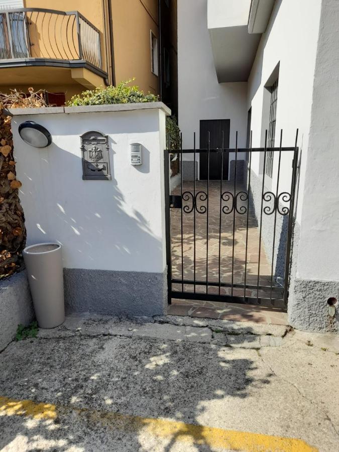 パデンゲ・スル・ガルダCasa El Pasoアパートメント エクステリア 写真